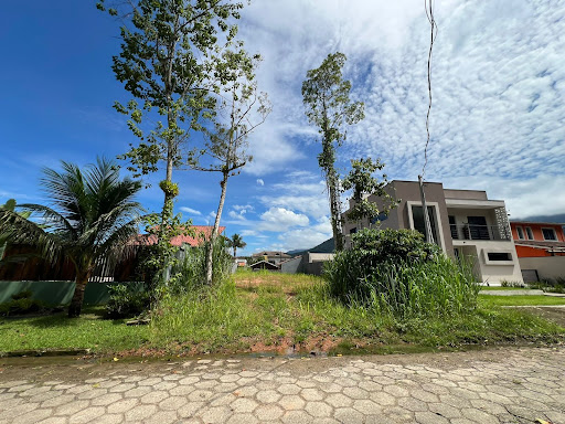 Terreno no Condomínio Mar Verde na Praia da Mococa