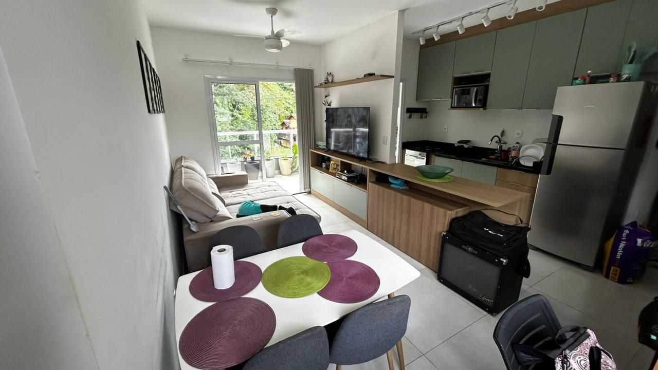 Apartamento Mobiliado com Suíte no Condomínio Residencial Salerno, Martim de Sá