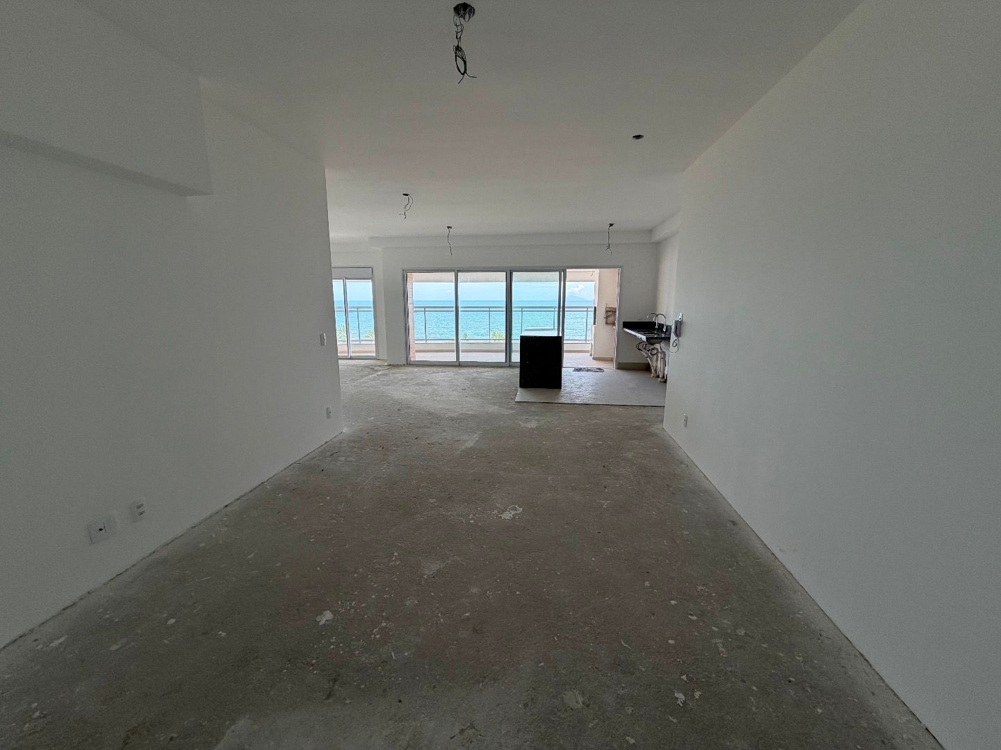 Apartamento Alto Padrão Frente Mar no Condomínio Calabasas, Indaiá