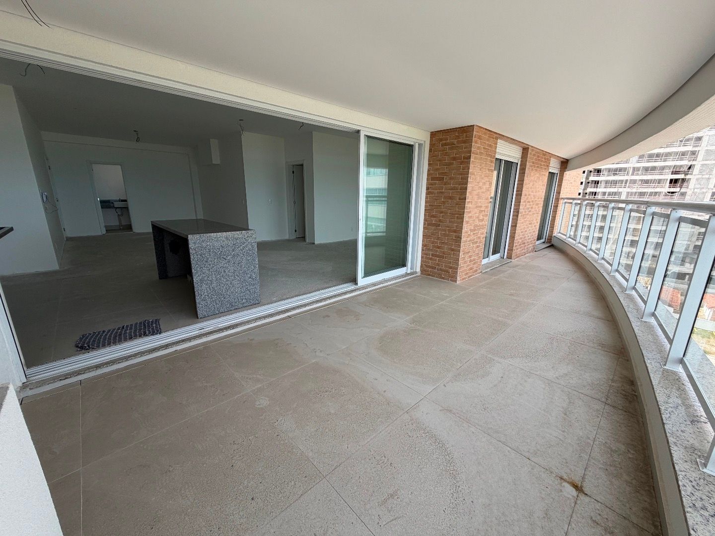 Apartamento Alto Padrão Frente Mar no Condomínio Calabasas, Indaiá