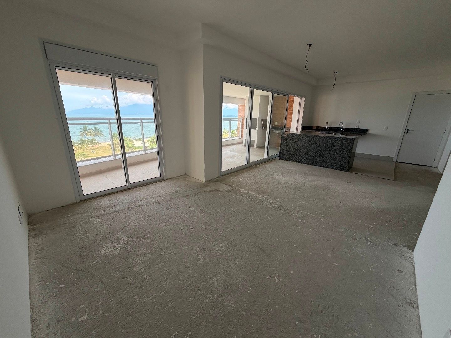 Apartamento Alto Padrão Frente Mar no Condomínio Calabasas, Indaiá