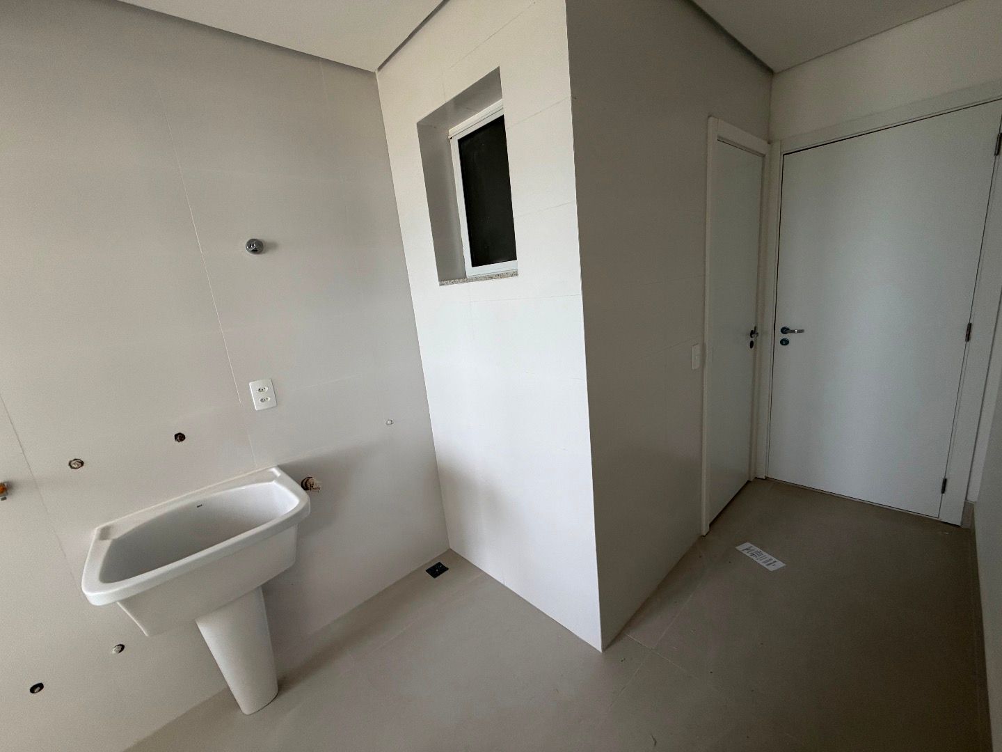 Apartamento Alto Padrão Frente Mar no Condomínio Calabasas, Indaiá