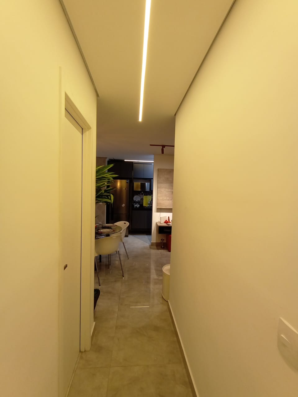 LINDO APARTAMENTO MOBILIADO E DECORADO NA MARTIN DE SA 