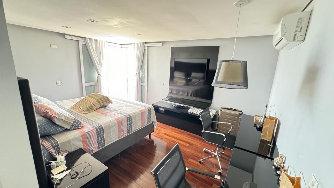Apartamento Mobiliado e Decorado com Vista Permanente para o Mar no Sunset, Centro