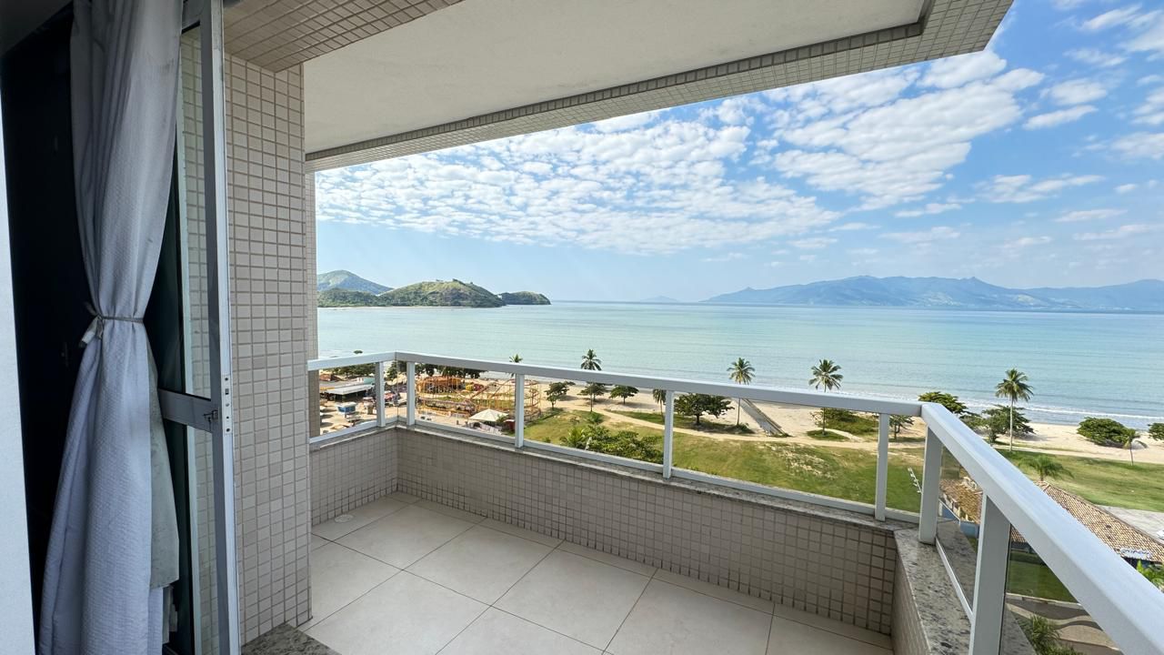 Apartamento Mobiliado e Decorado com Vista Permanente para o Mar no Sunset, Centro
