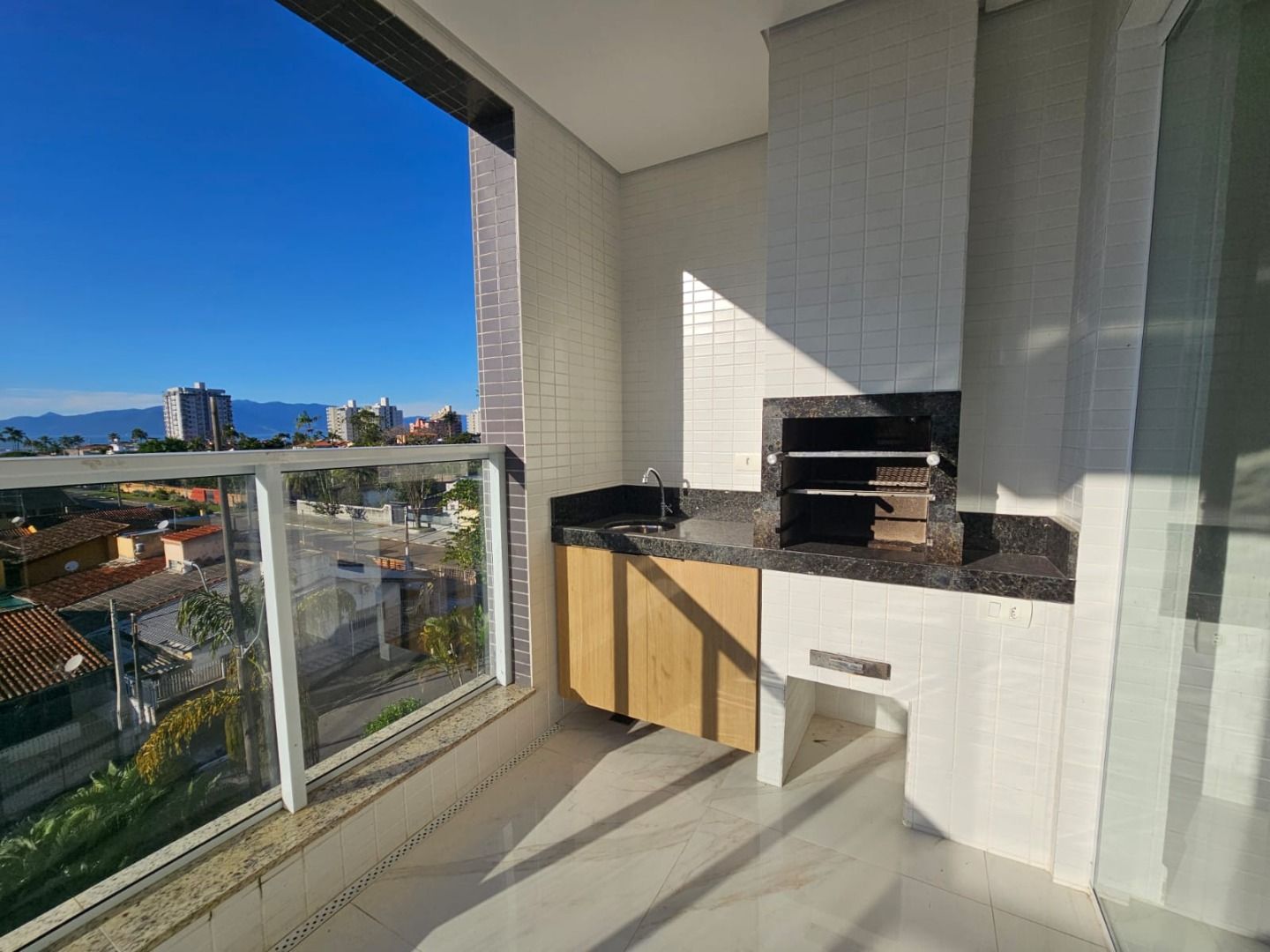 Apartamento com Vista para o Mar no Edifício Eurus, Indaiá