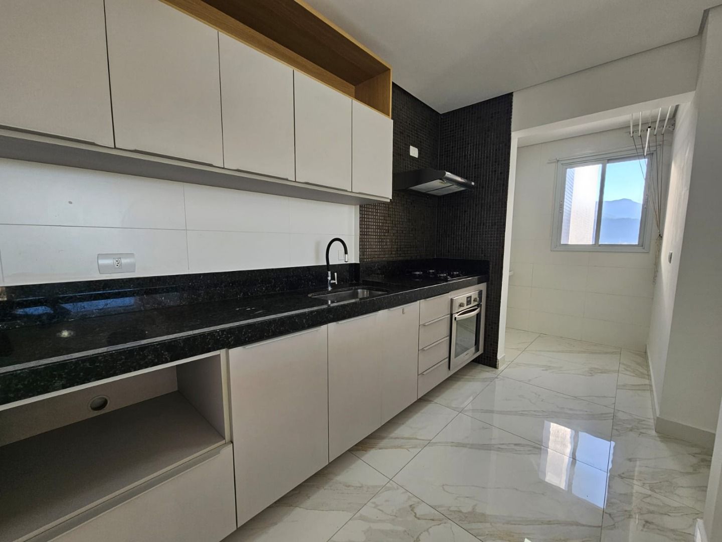 Apartamento com Vista para o Mar no Edifício Eurus, Indaiá