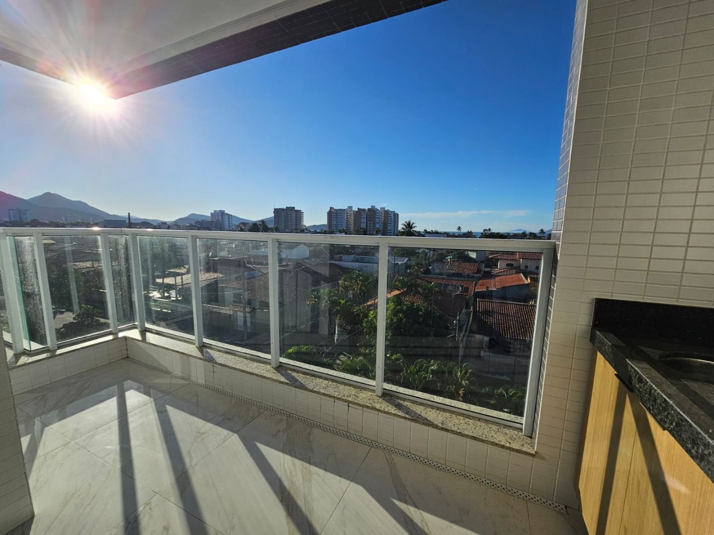 Apartamento com Vista para o Mar no Edifício Eurus, Indaiá