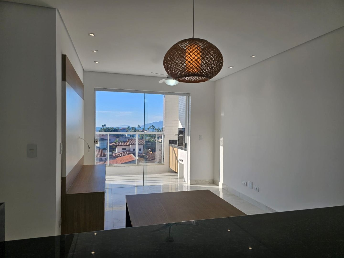 Apartamento com Vista para o Mar no Edifício Eurus, Indaiá