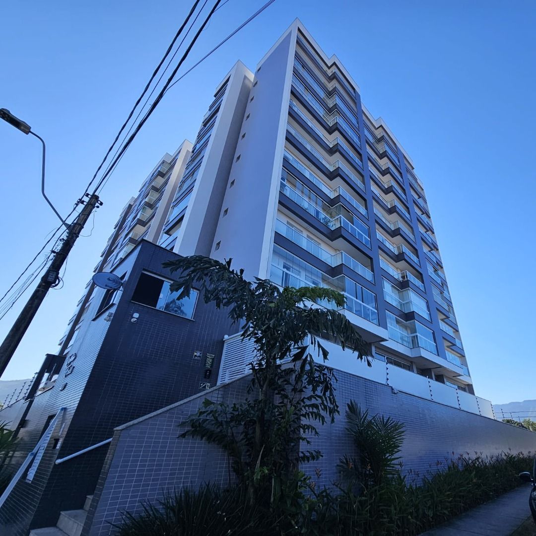 Apartamento com Vista para o Mar no Edifício Eurus, Indaiá