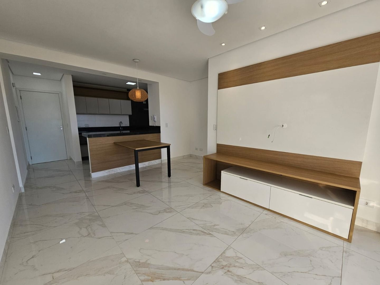 Apartamento com Vista para o Mar no Edifício Eurus, Indaiá