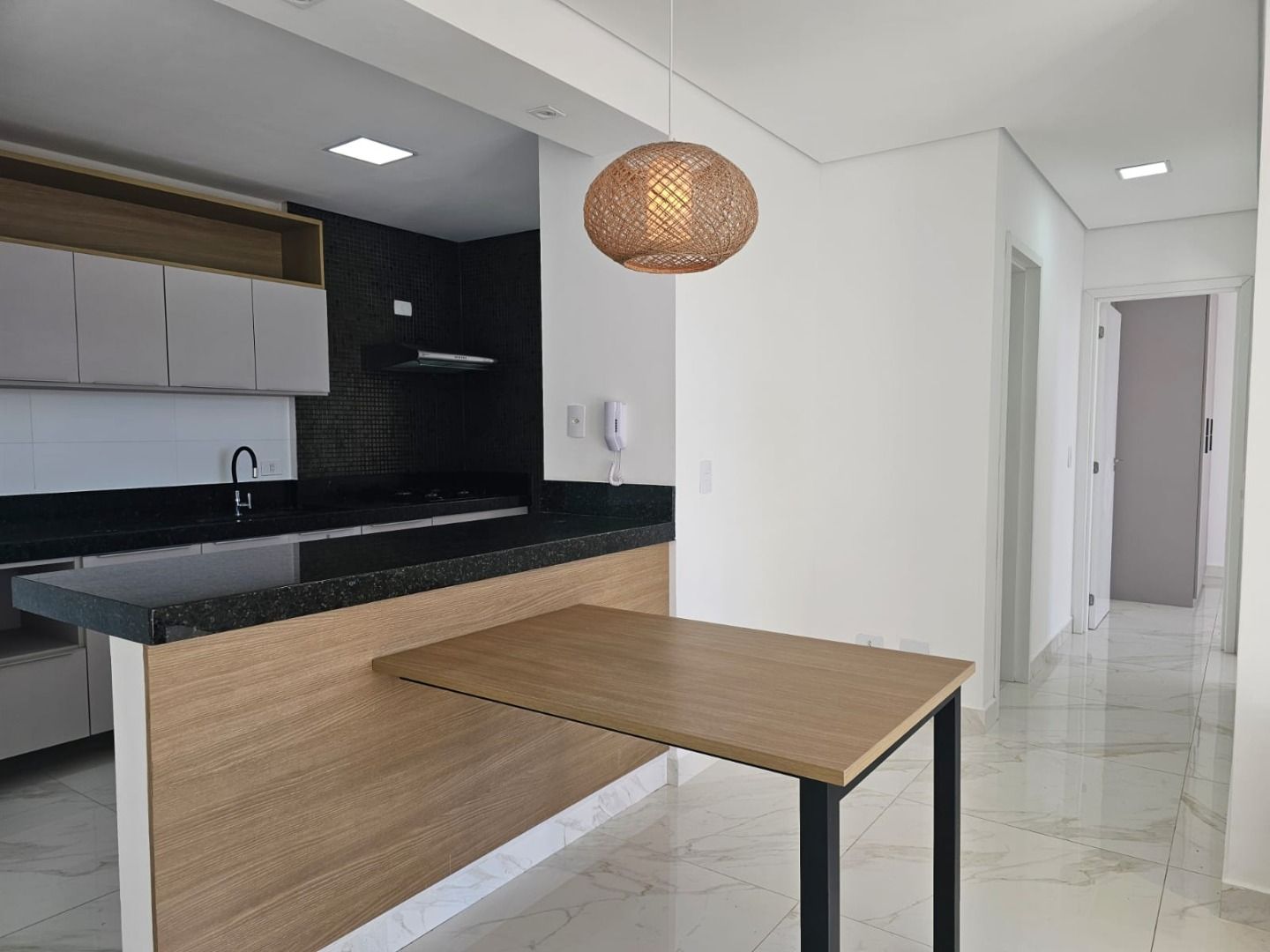 Apartamento com Vista para o Mar no Edifício Eurus, Indaiá