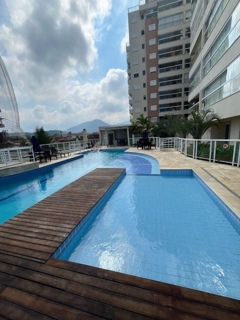 Apartamento Frente Mar com Varanda Gourmet no Martim de Sá