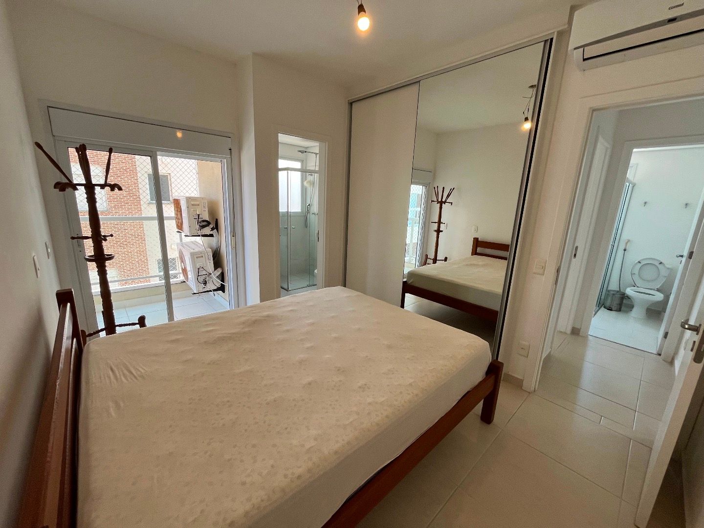 Apartamento Frente Mar com Varanda Gourmet no Martim de Sá