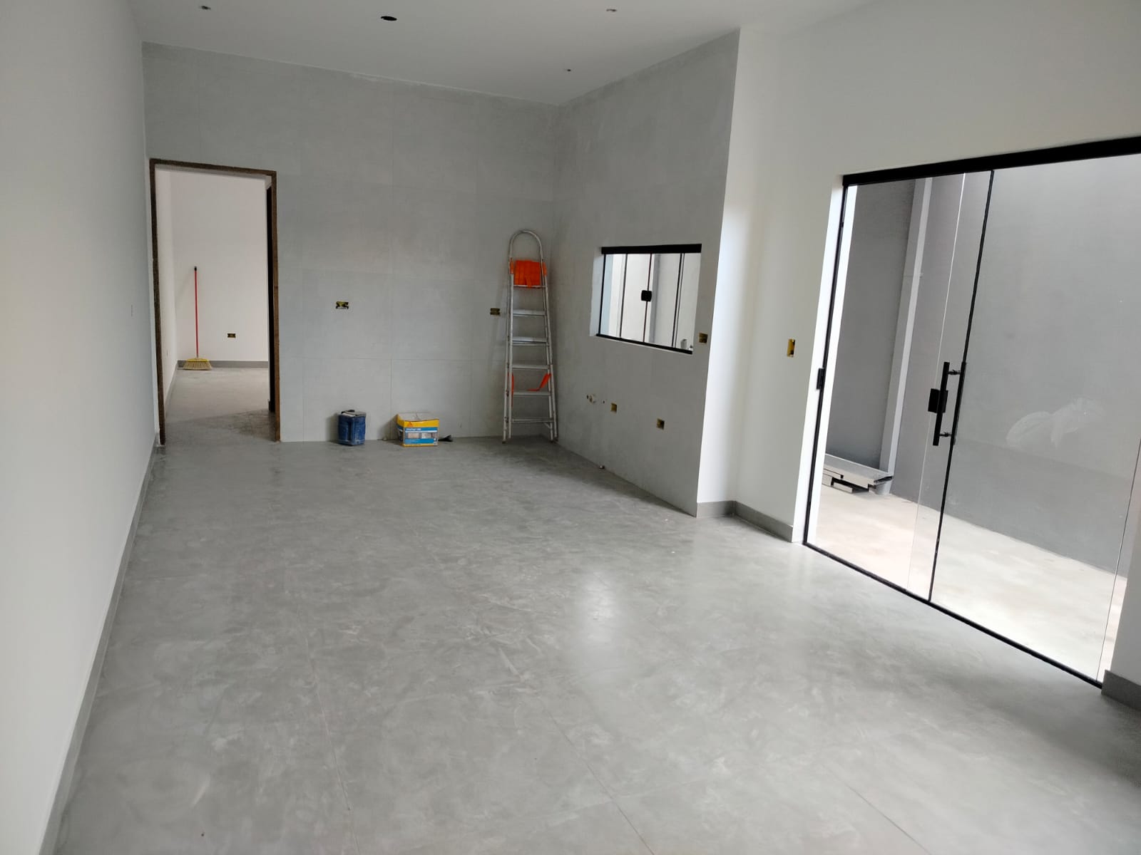 Casa Nova com Suíte no Balneário dos Golfinhos