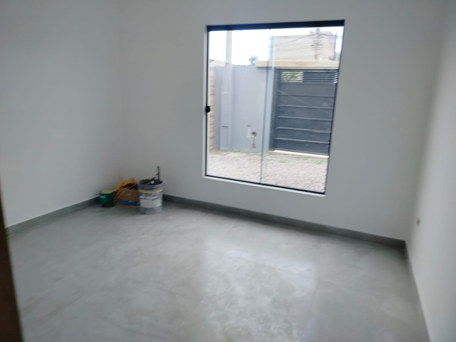 Casa Nova com Suíte no Balneário dos Golfinhos