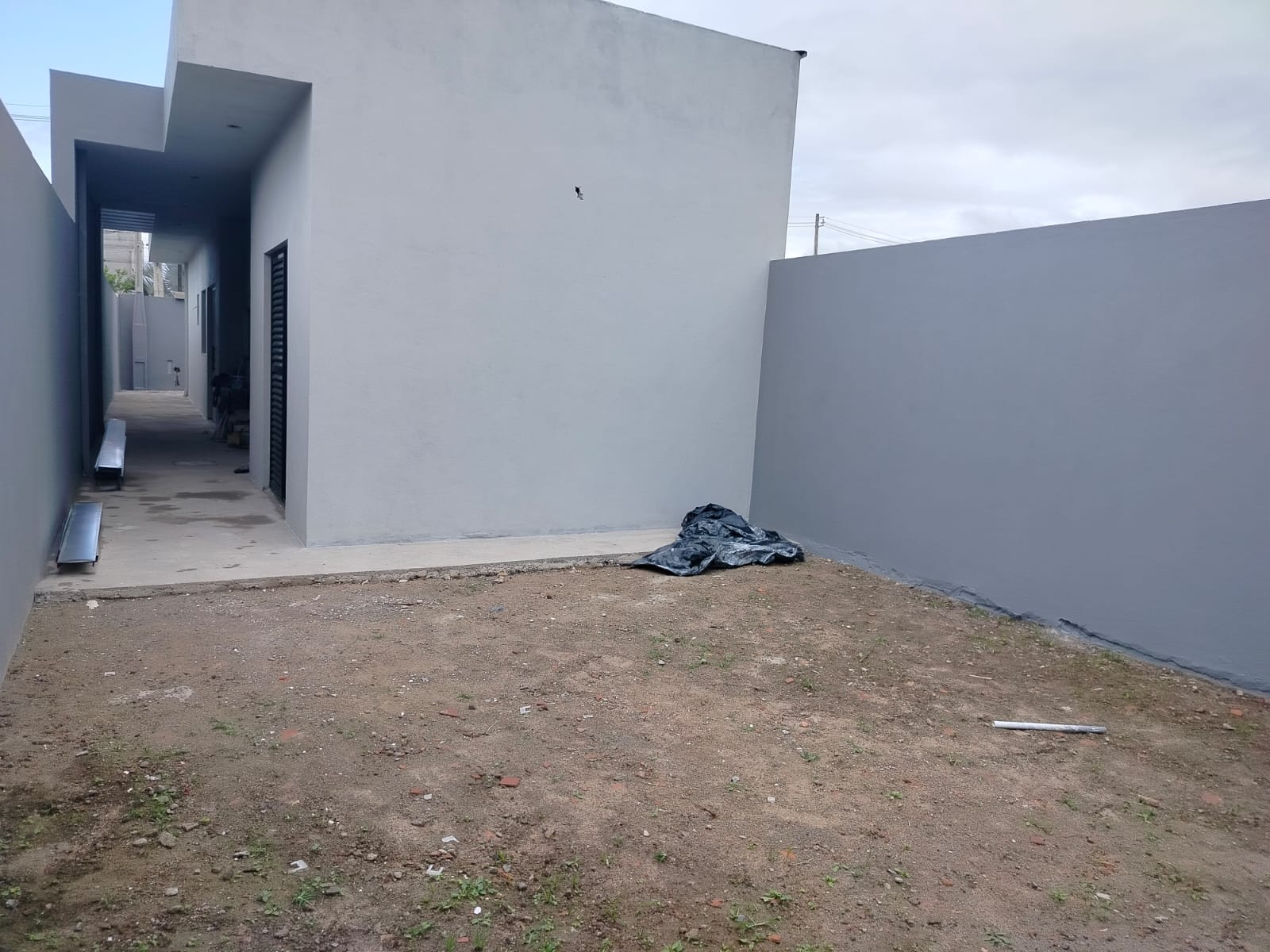 Casa Nova com Suíte no Balneário dos Golfinhos