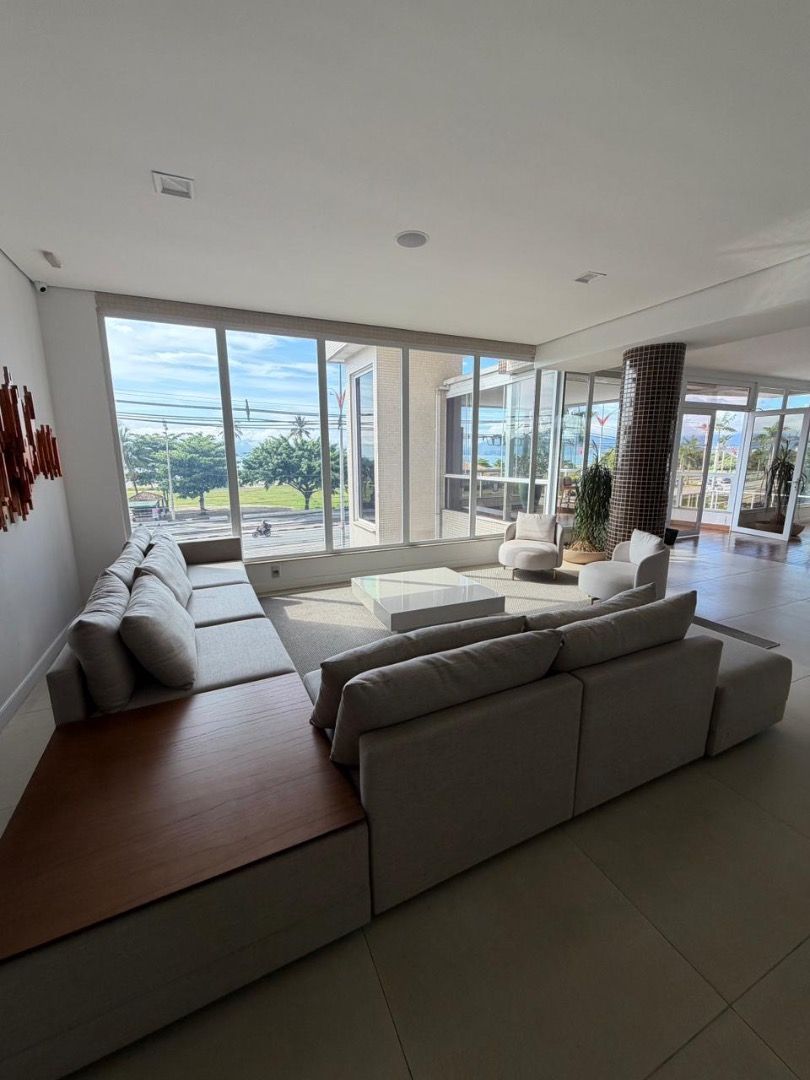 Apartamento Alto Padrão Frente Mar no Edifício Sunset, Centro