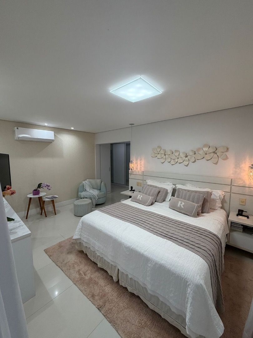 Apartamento Alto Padrão Frente Mar no Edifício Sunset, Centro