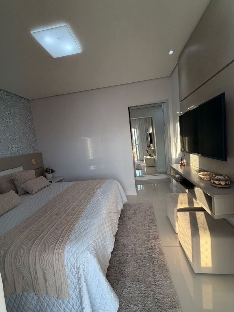 Apartamento Alto Padrão Frente Mar no Edifício Sunset, Centro