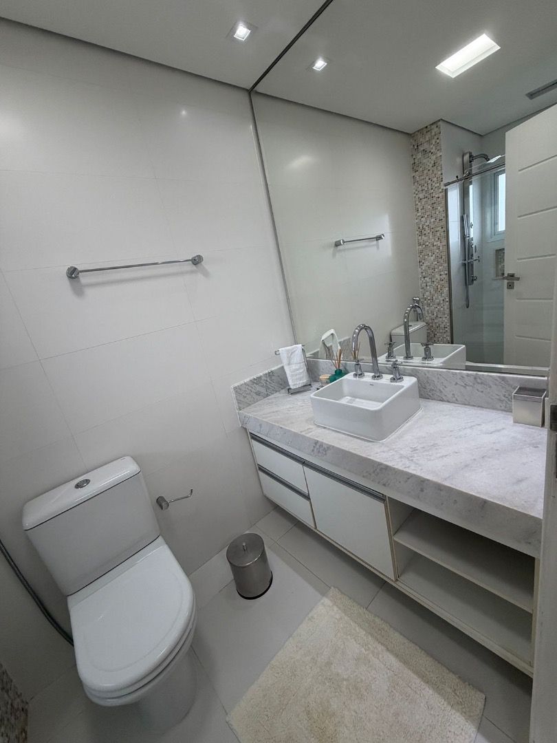 Apartamento Alto Padrão Frente Mar no Edifício Sunset, Centro