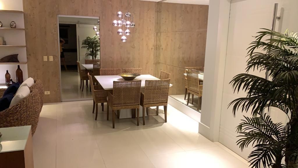 Apartamento Alto Padrão Frente Mar no Edifício Sunset, Centro