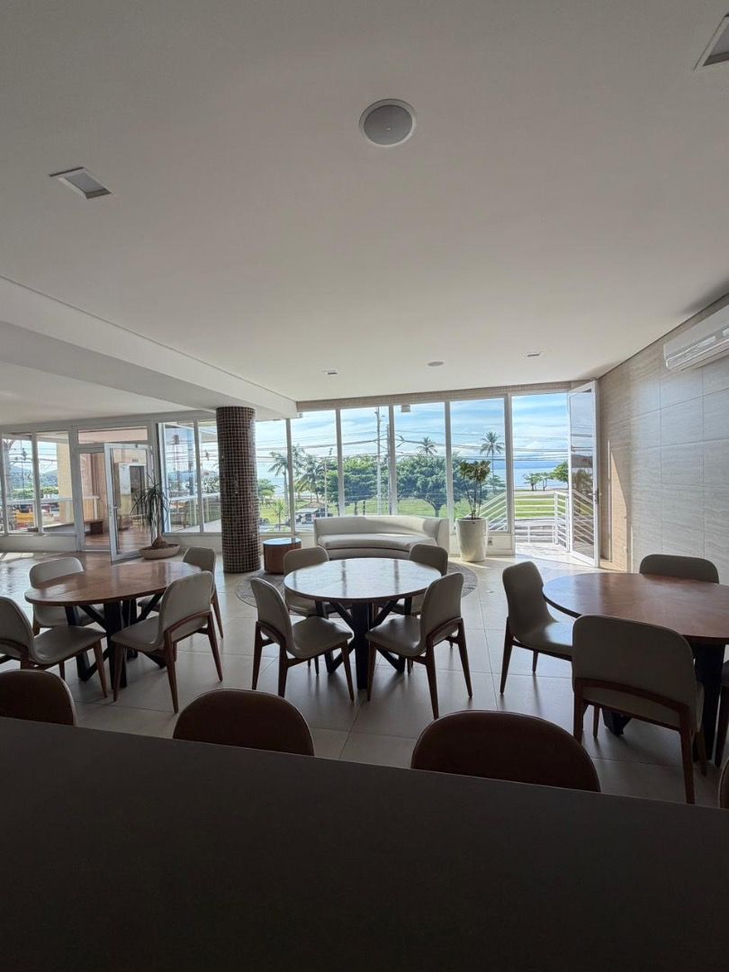 Apartamento Alto Padrão Frente Mar no Edifício Sunset, Centro