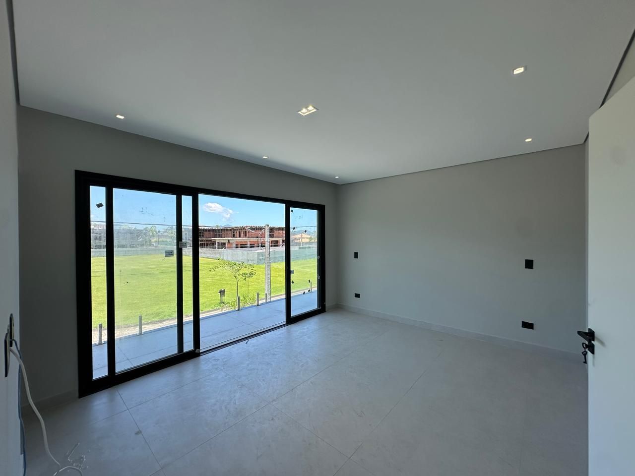 Sobrado Alto Padrão com Vista para o Mar no Costa Nova Residencial Club