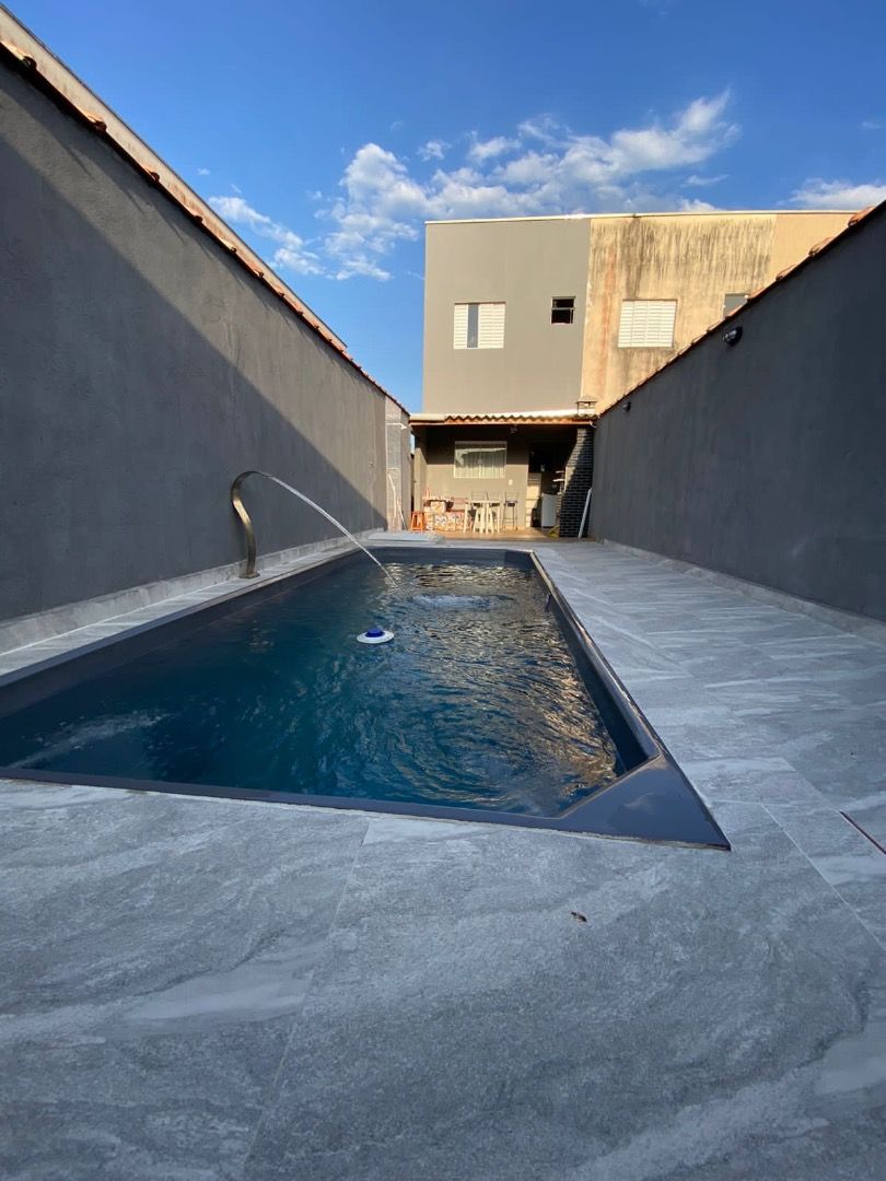 Sobrado com Piscina Privativa e Vista para as Montanhas no Recanto do Sol
