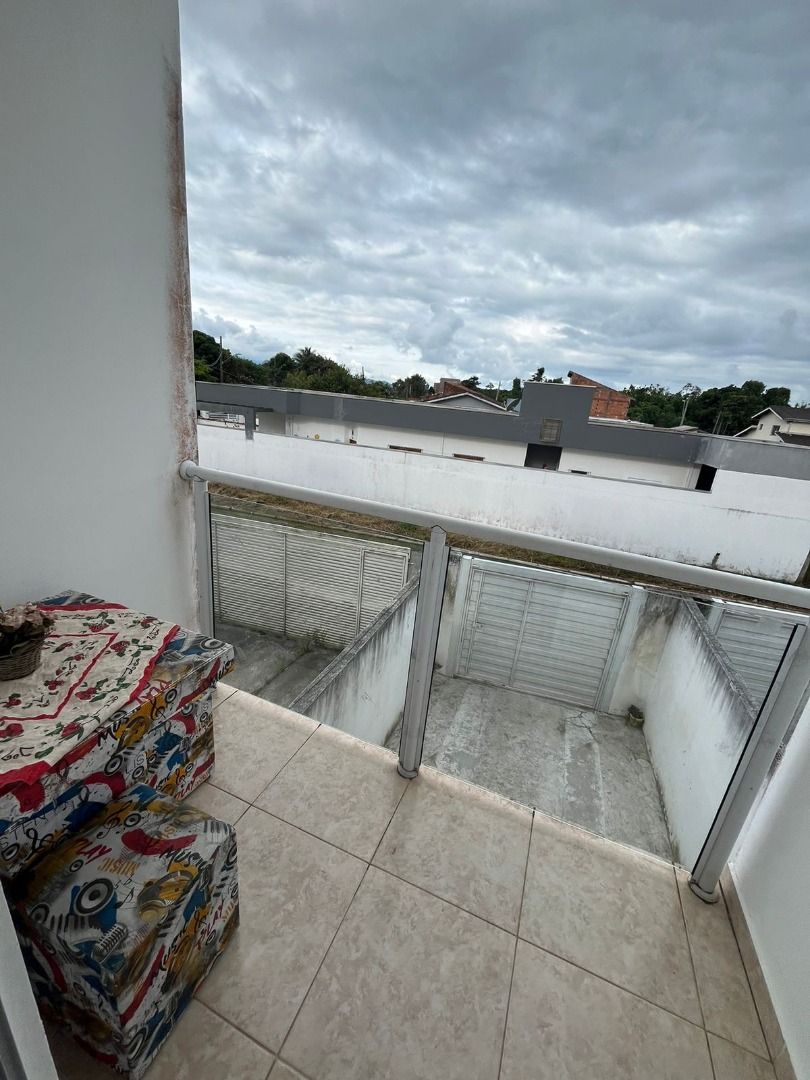 Sobrado com Piscina Privativa e Vista para as Montanhas no Recanto do Sol