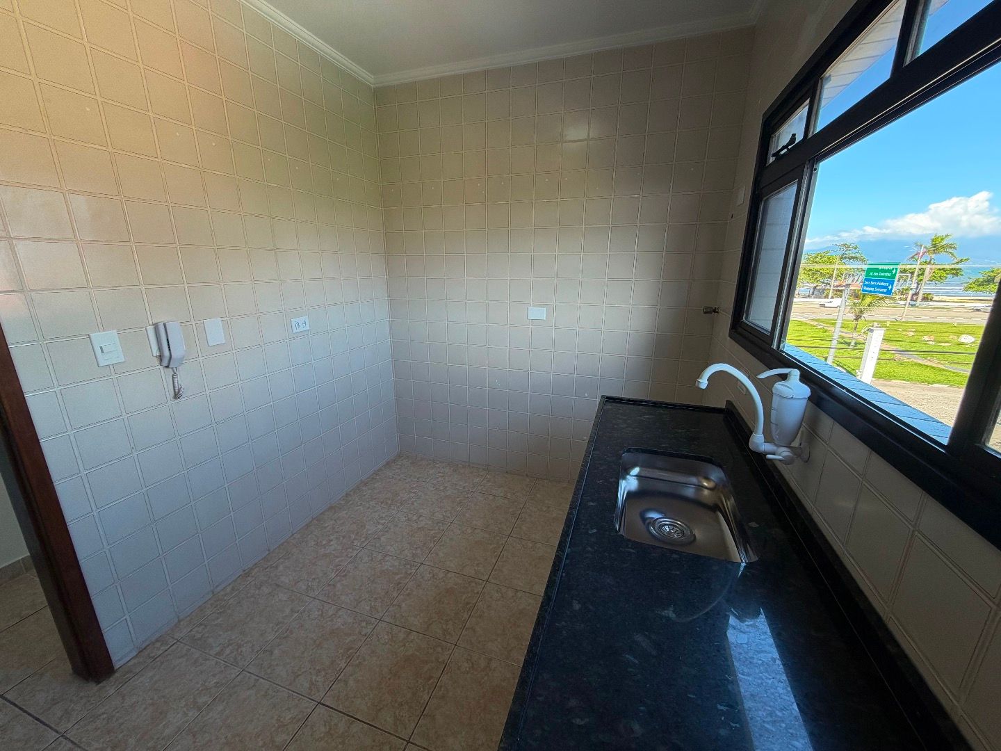 Apartamento Frente Mar com Vista em Todos os Ambientes no Indaiá