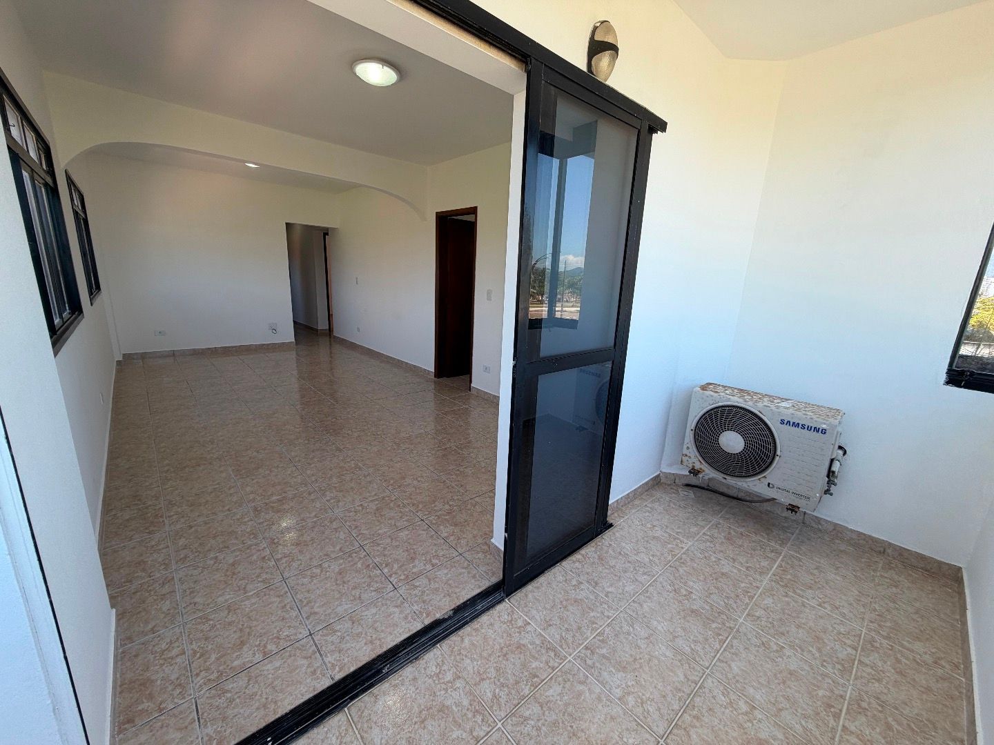 Apartamento Frente Mar com Vista em Todos os Ambientes no Indaiá