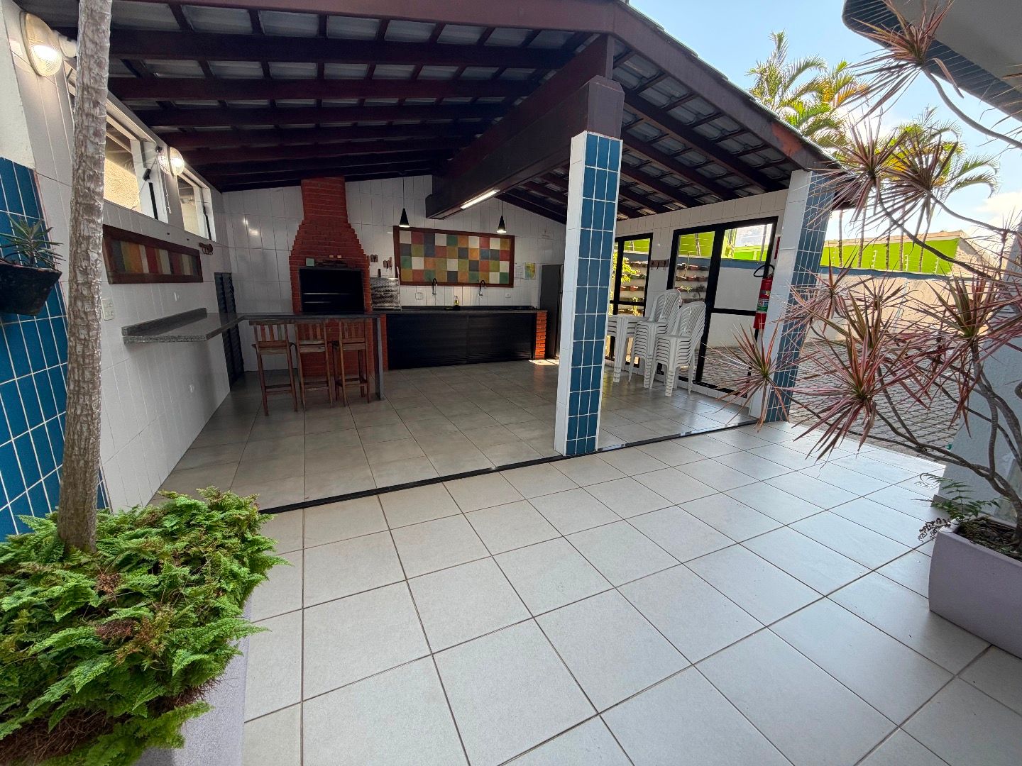 Apartamento Frente Mar com Vista em Todos os Ambientes no Indaiá