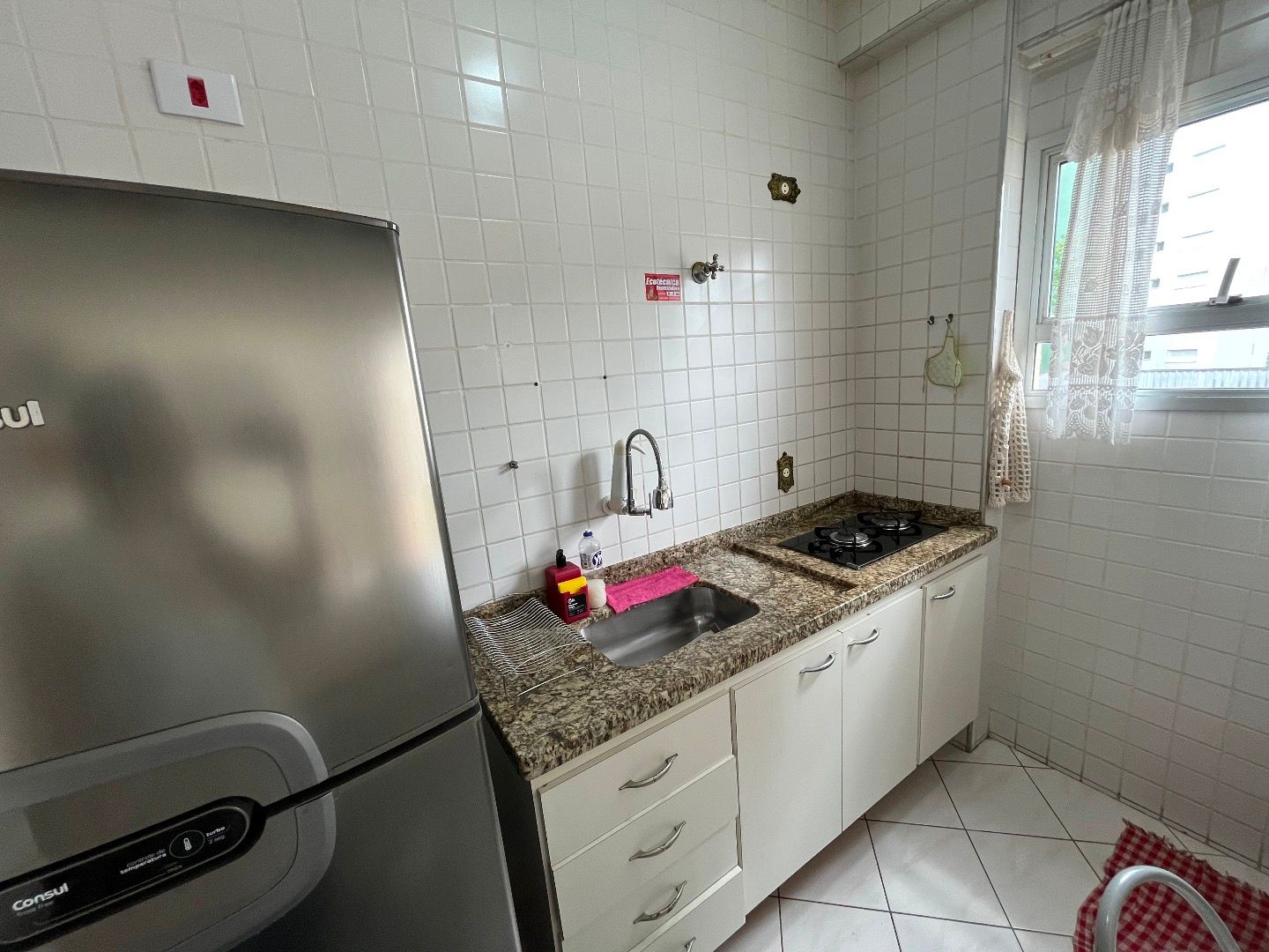Flat Mobiliado a 40m da Praia na Prainha, Condominio Malibu