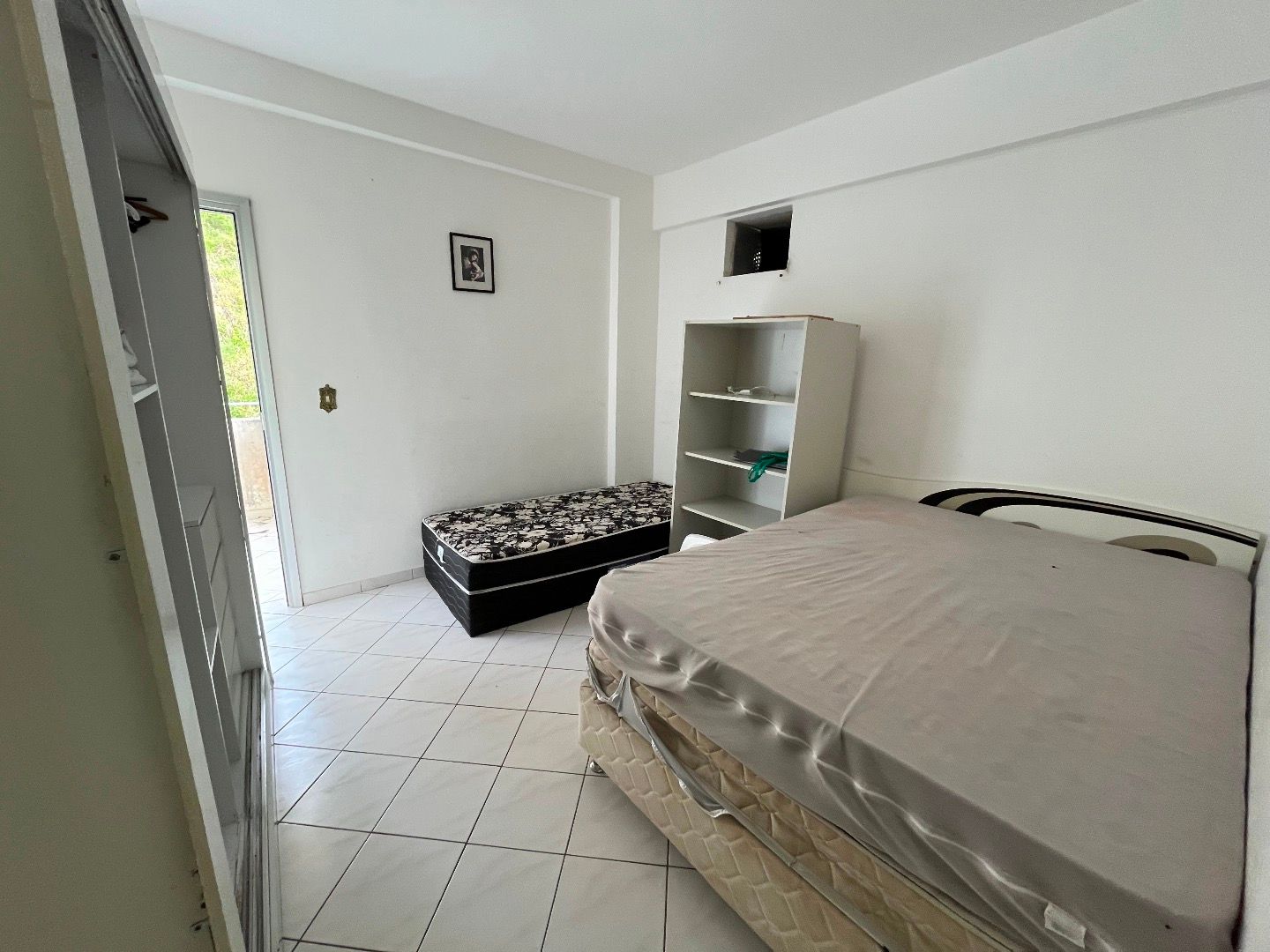 Flat Mobiliado a 40m da Praia na Prainha, Condominio Malibu