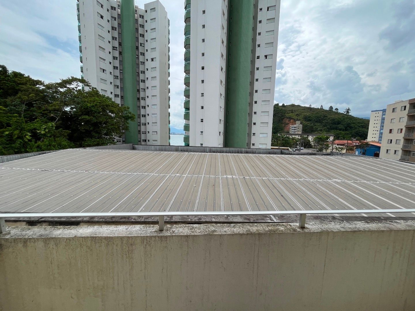 Flat Mobiliado a 40m da Praia na Prainha, Condominio Malibu