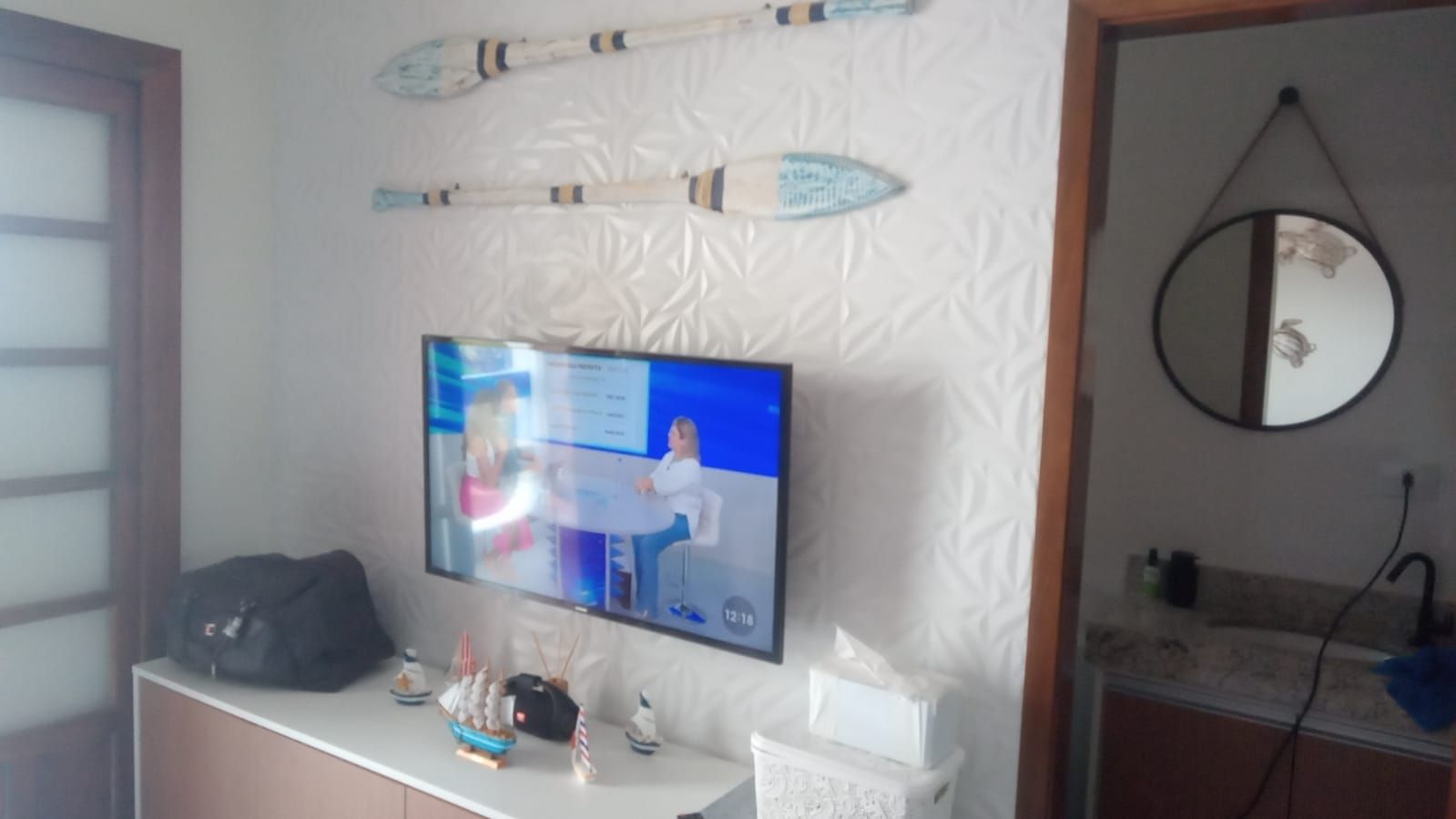 Apartamento Reformado com Vista para o Mar no Massaguaçu