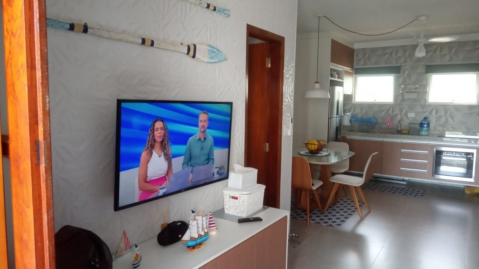 Apartamento Reformado com Vista para o Mar no Massaguaçu