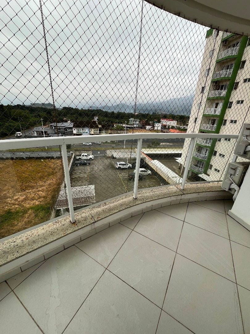 Apartamento com Vista para o Mar no Edifício Malbec, Praia do Indaiá