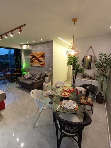 Apartamento com Suíte e Varanda Gourmet no Martin de Sá