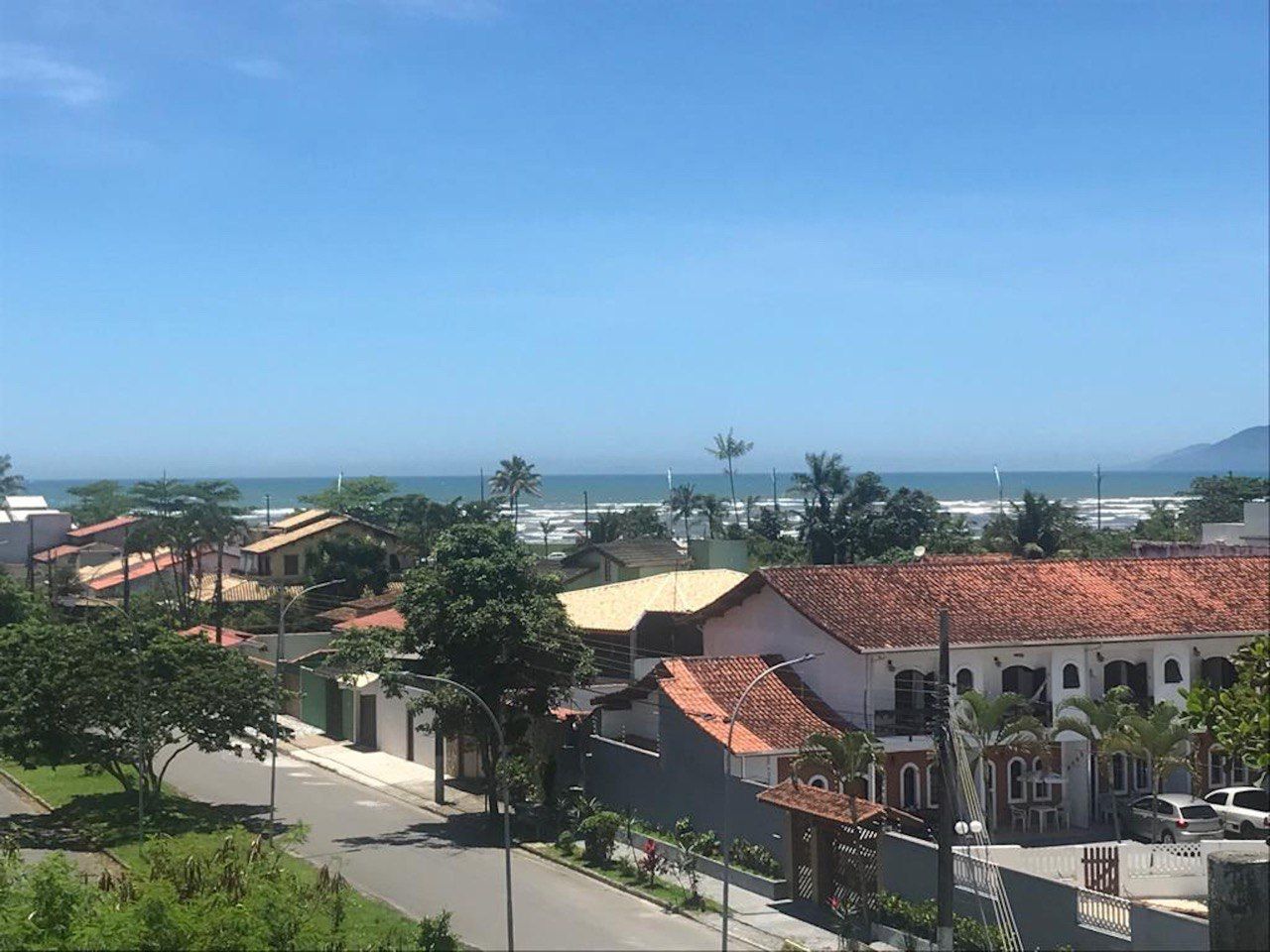 Apartamento Novo Próximo à Praia no Jardim Britânia