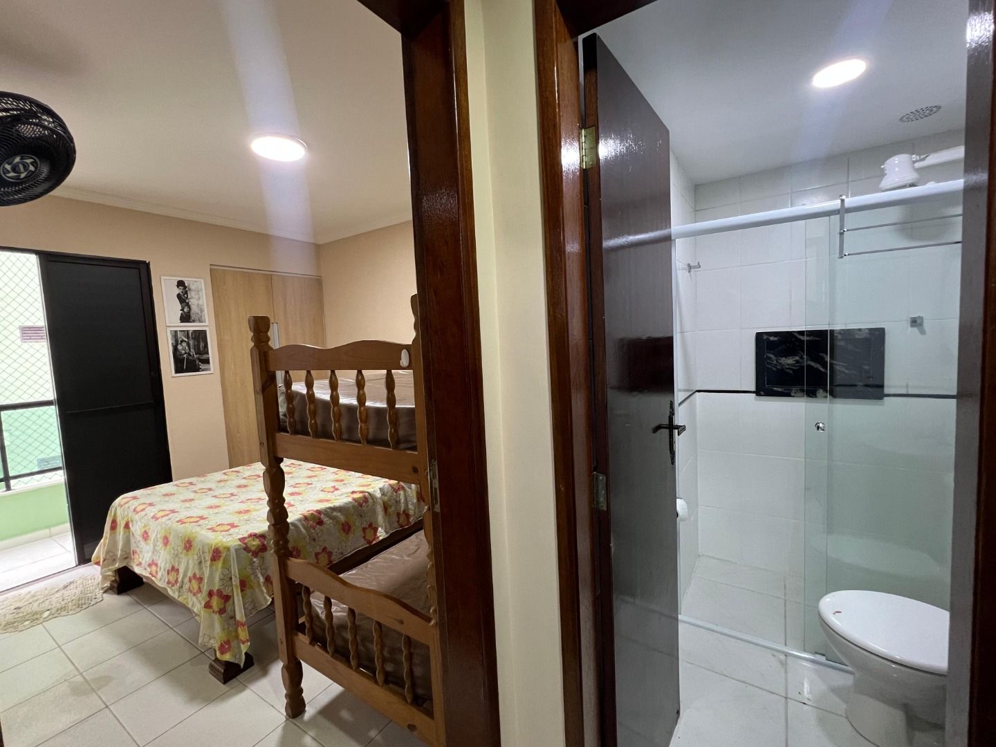 Apartamento Mobiliado com Suíte em Martim de Sá