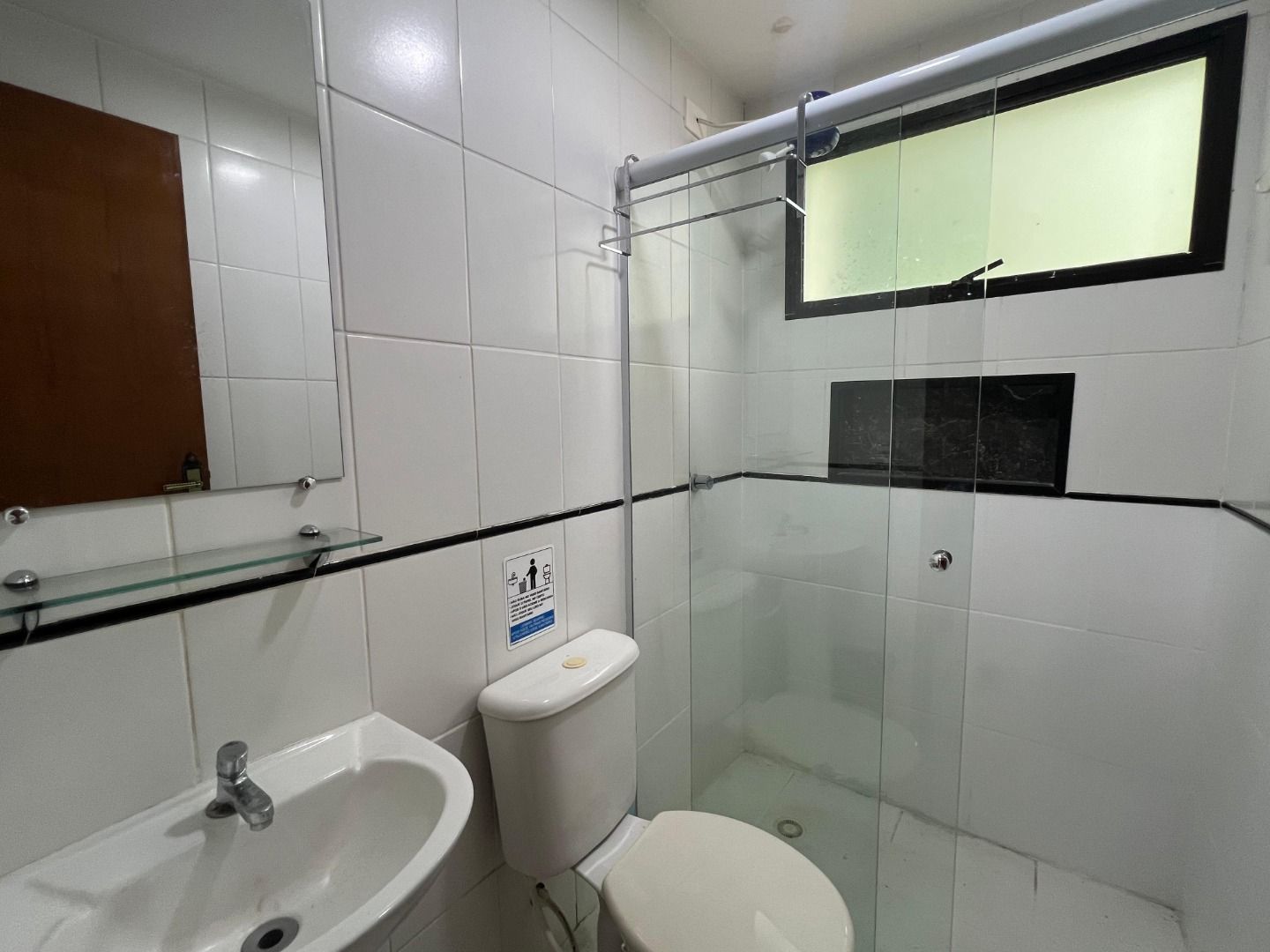 Apartamento Mobiliado com Suíte em Martim de Sá