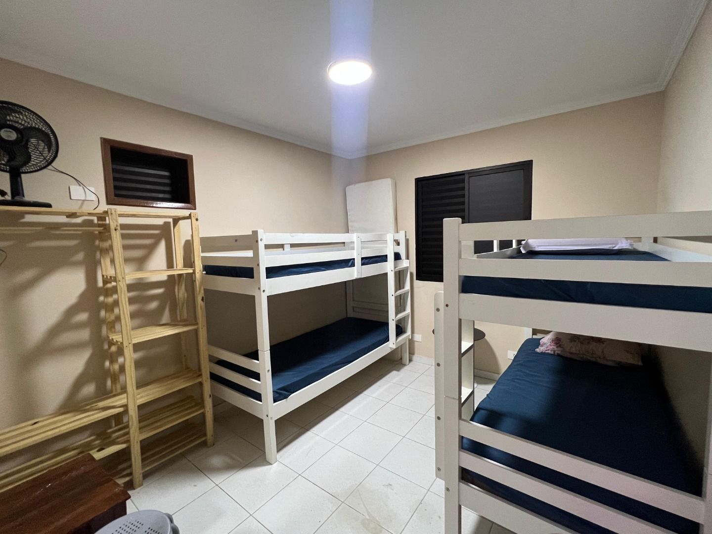 Apartamento Mobiliado com Suíte em Martim de Sá