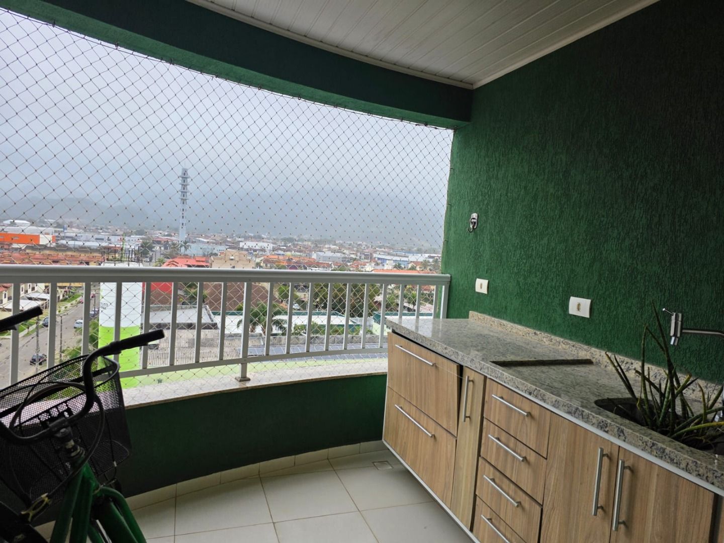 Apartamento com 3 Dormitórios e Varanda Gourmet no Indaiá