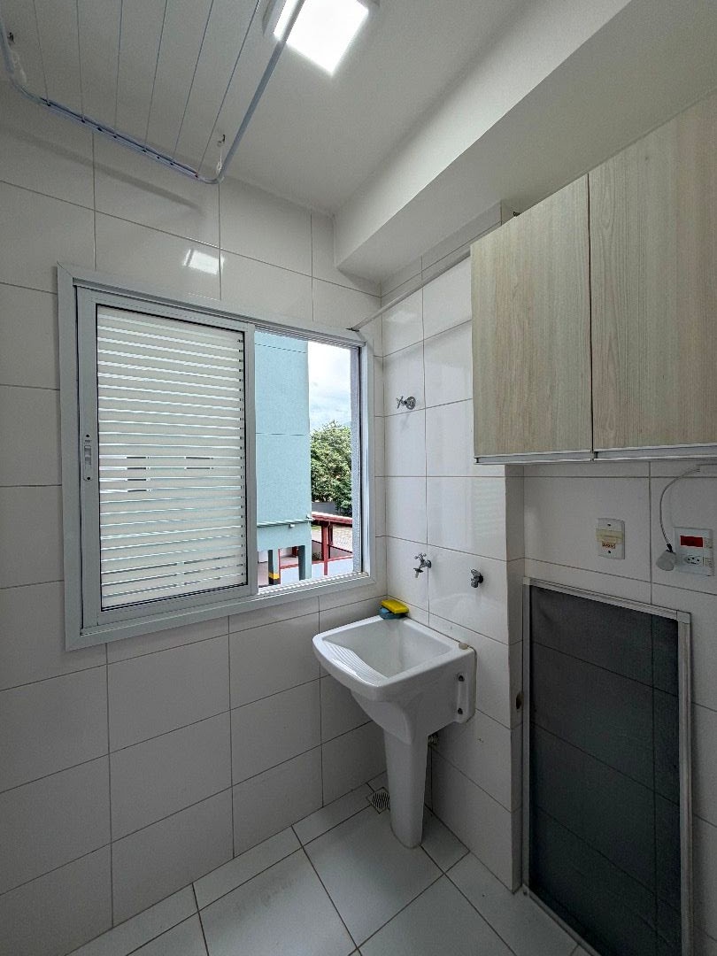Apartamento no Condomínio Residencial Martinica em Martim de Sá