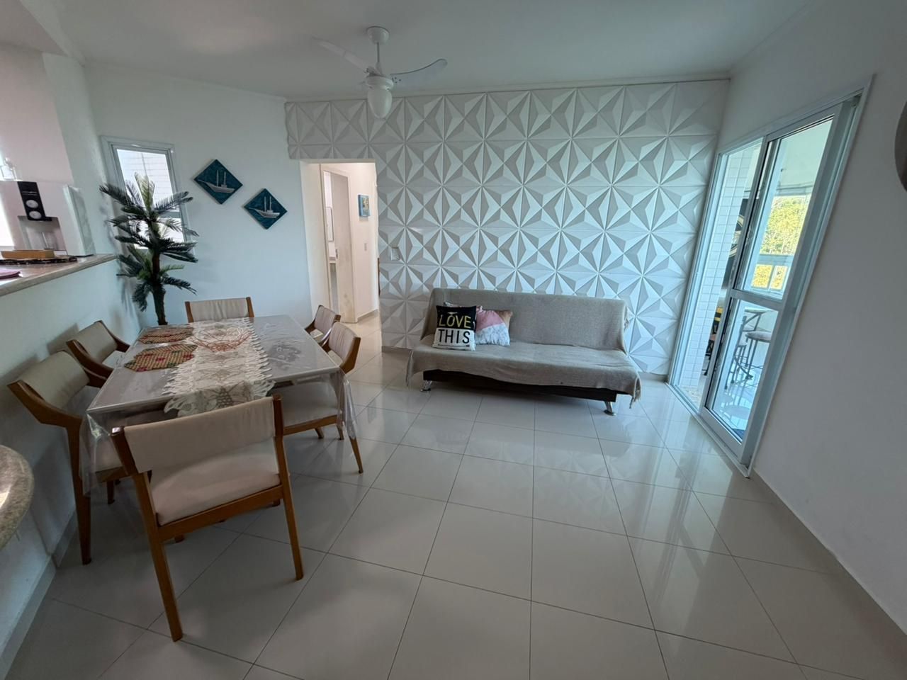 Apartamento Pé na Areia com Vista Deslumbrante para o Mar na Prainha