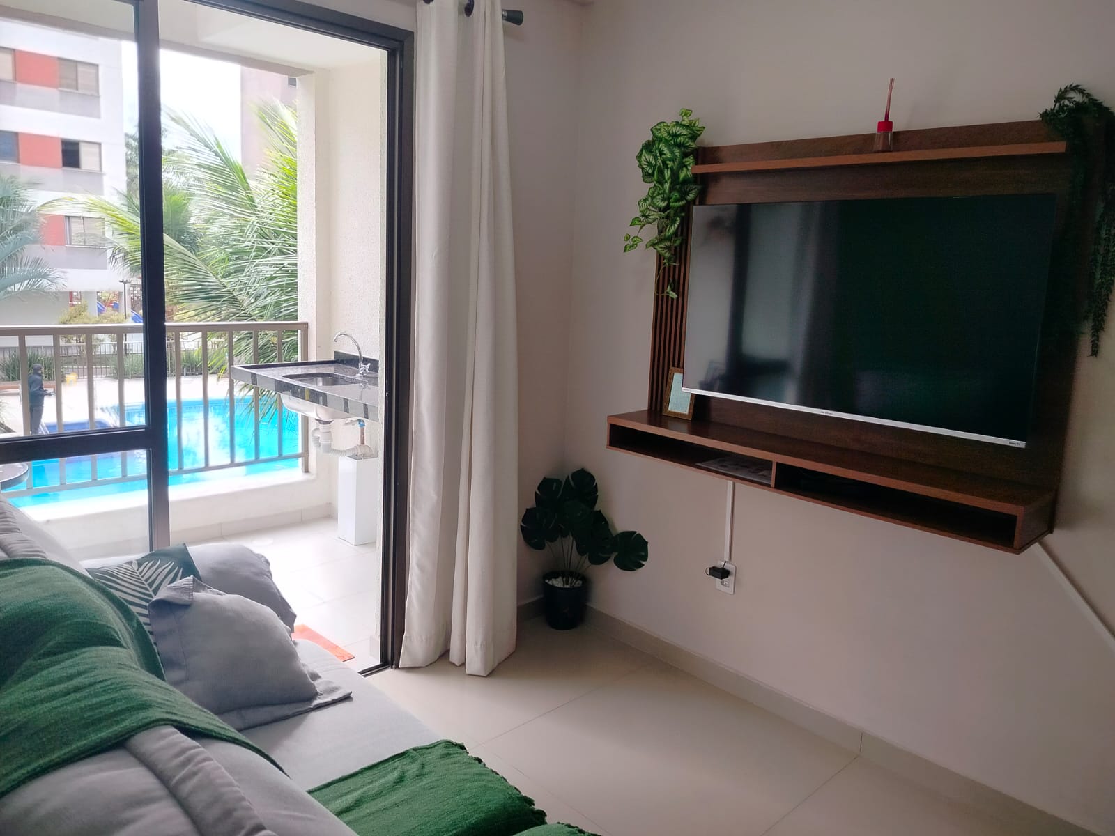 APARTAMENTO NA MARTIN DE SA 