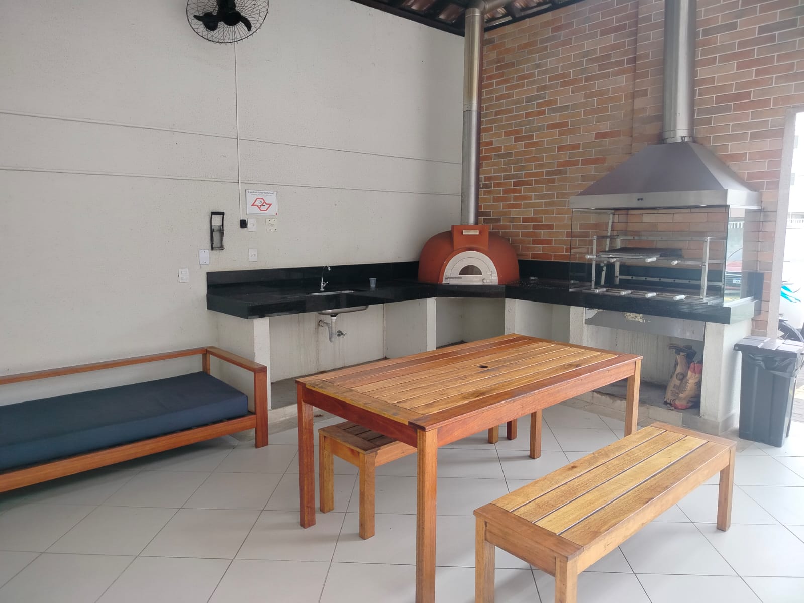 APARTAMENTO NA MARTIN DE SA 
