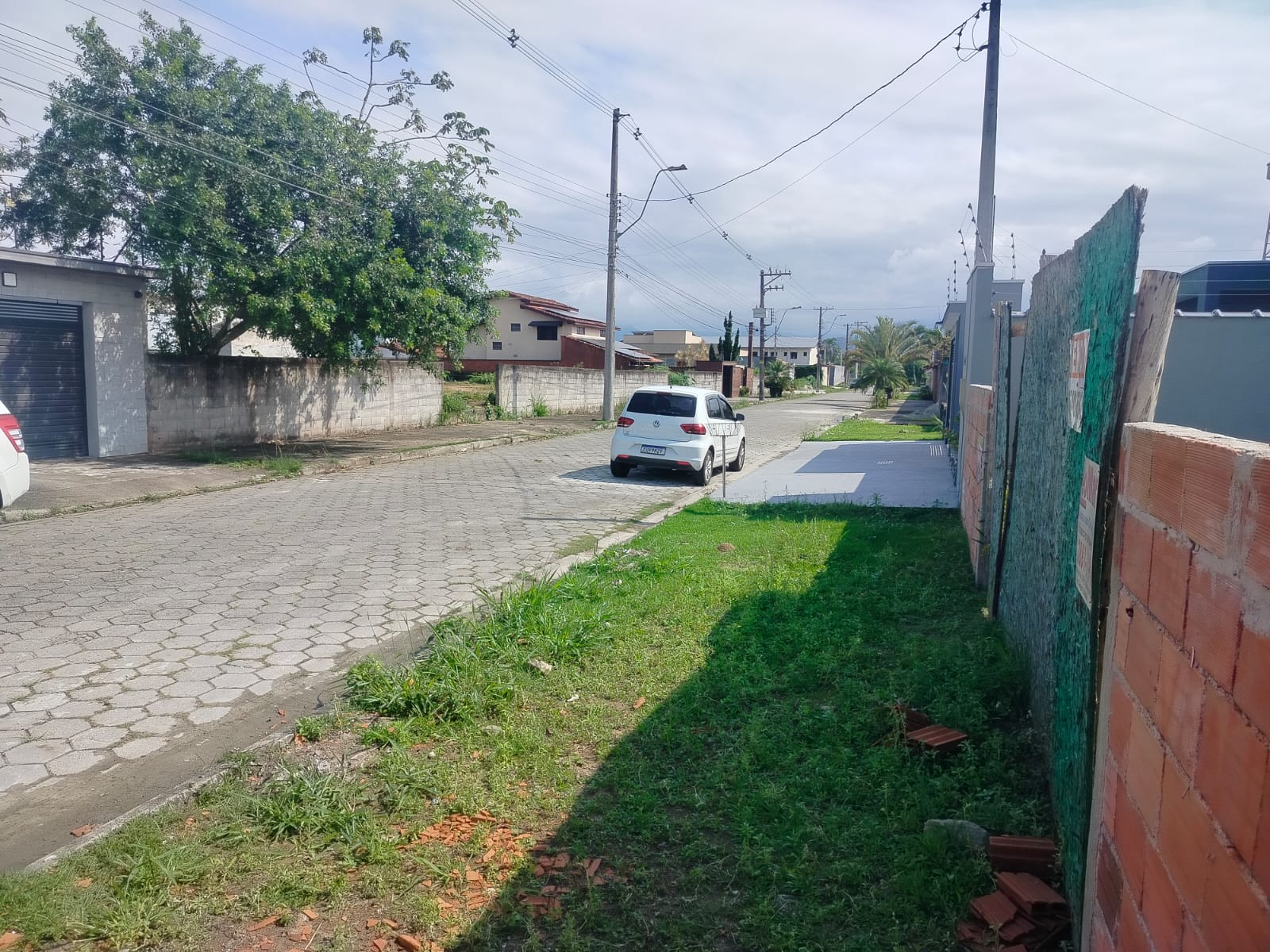 TERRENO NO PONTAL DE SANTA MARINA CARAGUATATUBA 